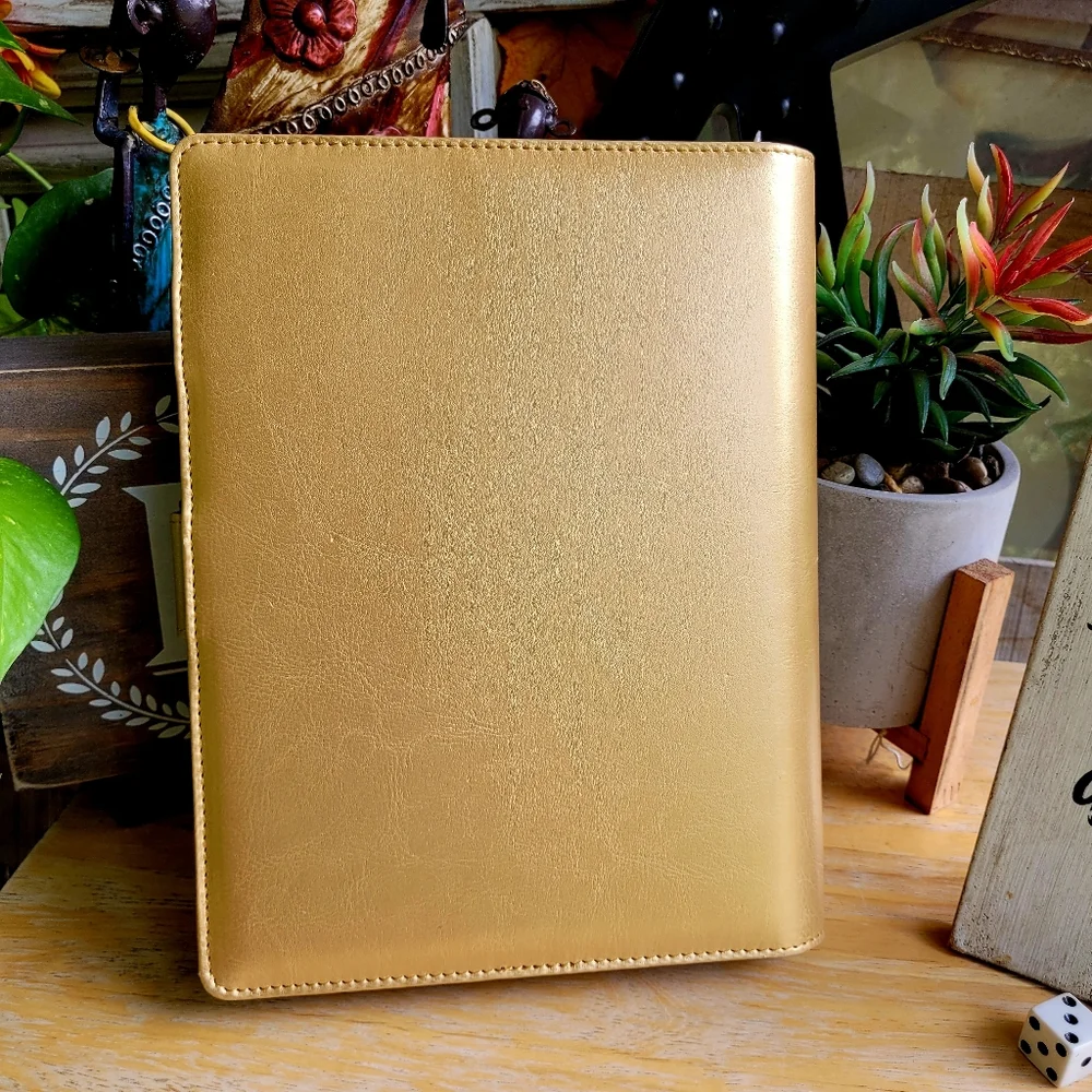 Privé Daily Planner
